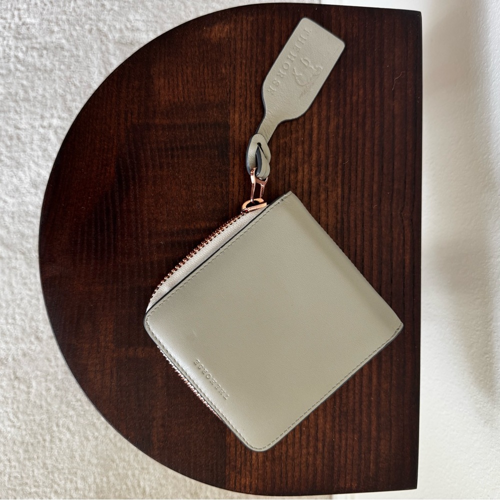 The Horse Bi-Colour Mini Block Wallet in Blush / Pistachio Leather Zip Wallet